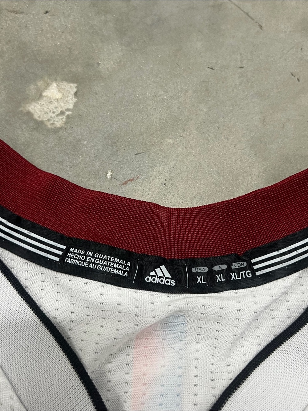 Miami Heat Basketball Jersey Men’s XL Adidas Dragic NBA White READ - Picture 8 of 8